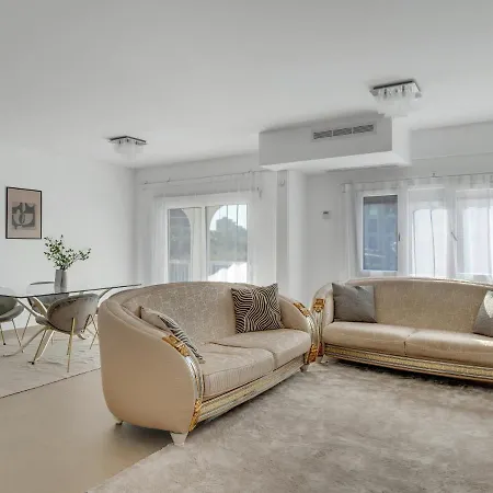 Sanders Sun - 3-bdr Apt With Shared Pool * ليماسول