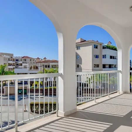 Sanders Sun - 3-bdr Apt With Shared Pool